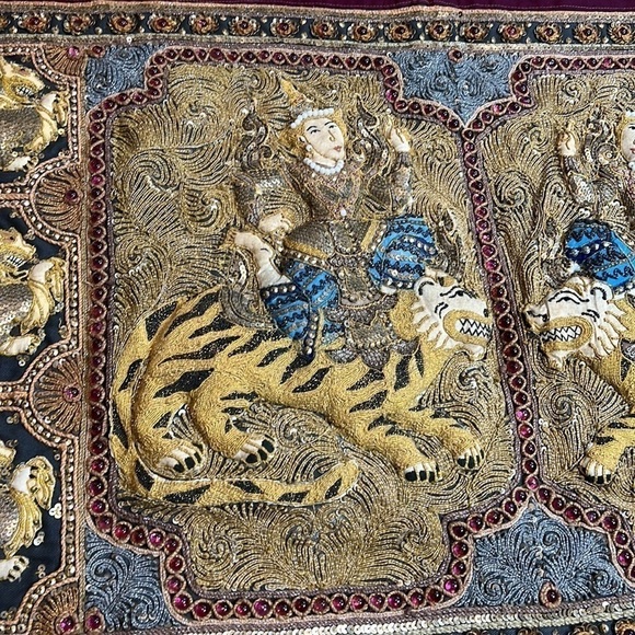 Burmese Kalaga Large Tapestry Tigers Dragons Riders 40” x 23” Handmade in Burma - Picture 8 of 13